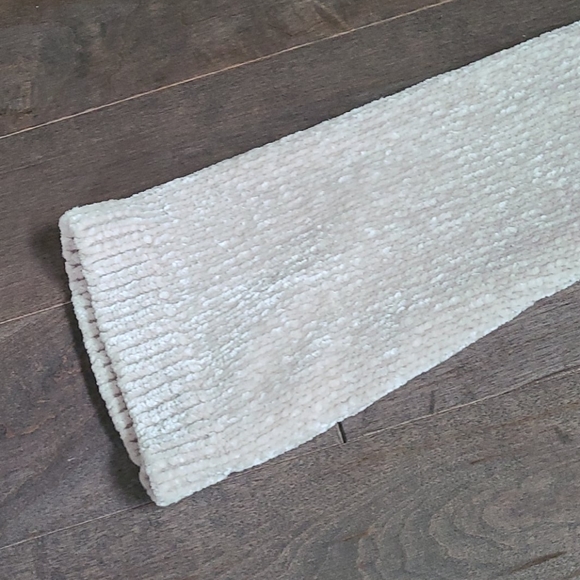 Express Chenille Cold Shoulder Sweater - Picture 3 of 7